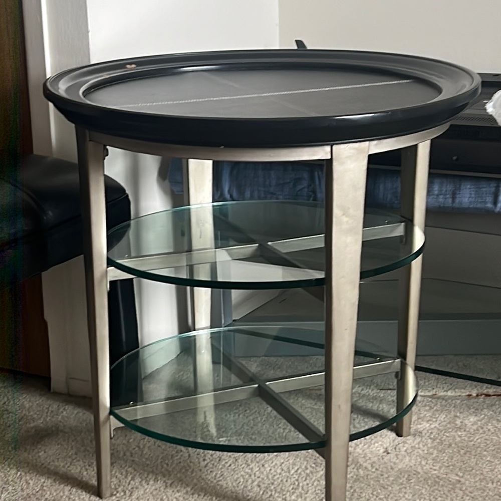 Living room round table